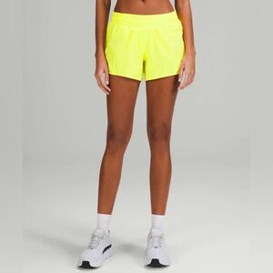 Lululemon Hotty Hot Low-Rise Lined Short 4"
Electric Lemon